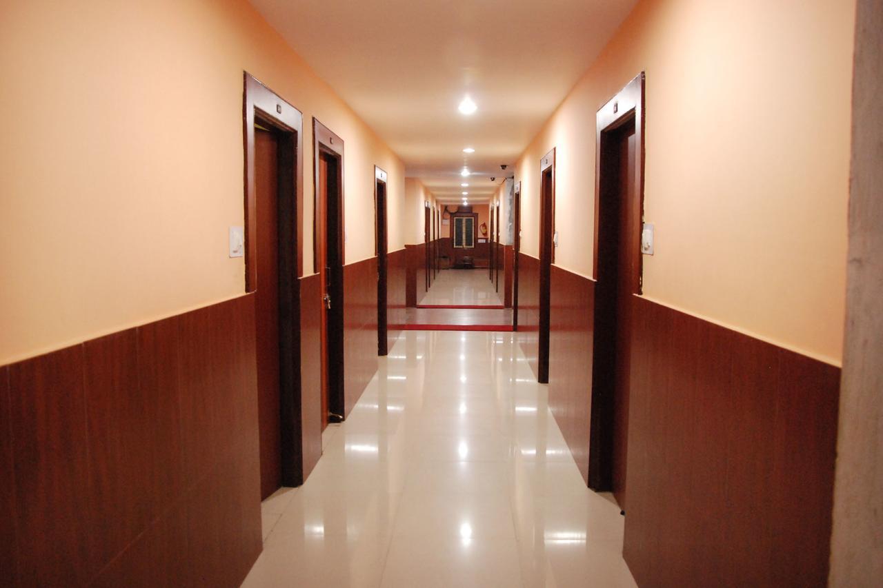The Tara Residency Hotell Bhubaneswar Exteriör bild
